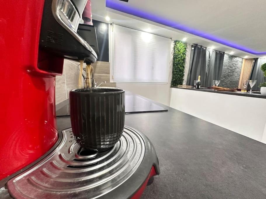 E Servagnat T3 Luxe Avec Sauna Jacuzzi Et Hammam Epernay Ngoại thất bức ảnh